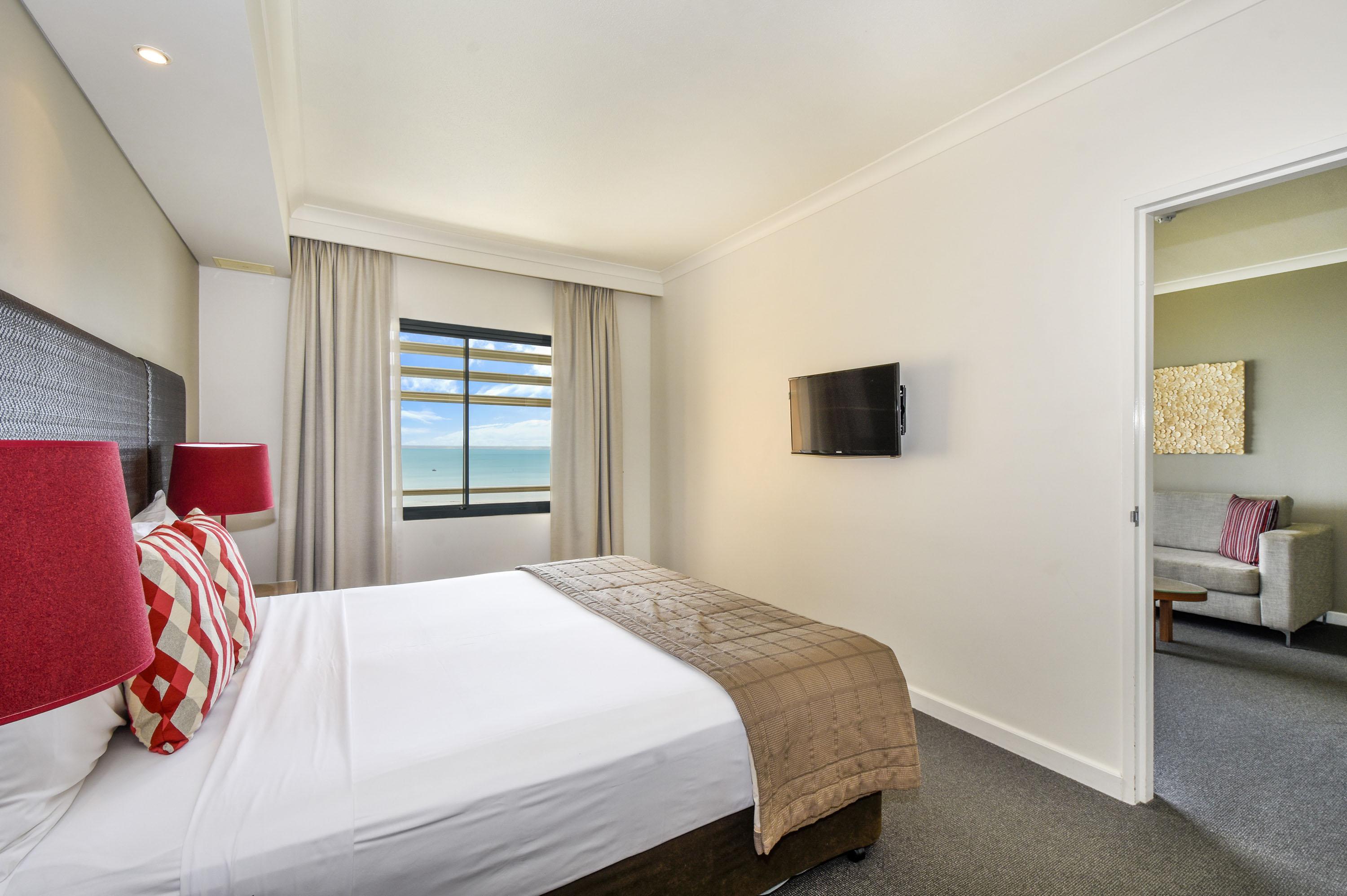 Mantra On The Esplanade Aparthotel Darwin Exterior photo
