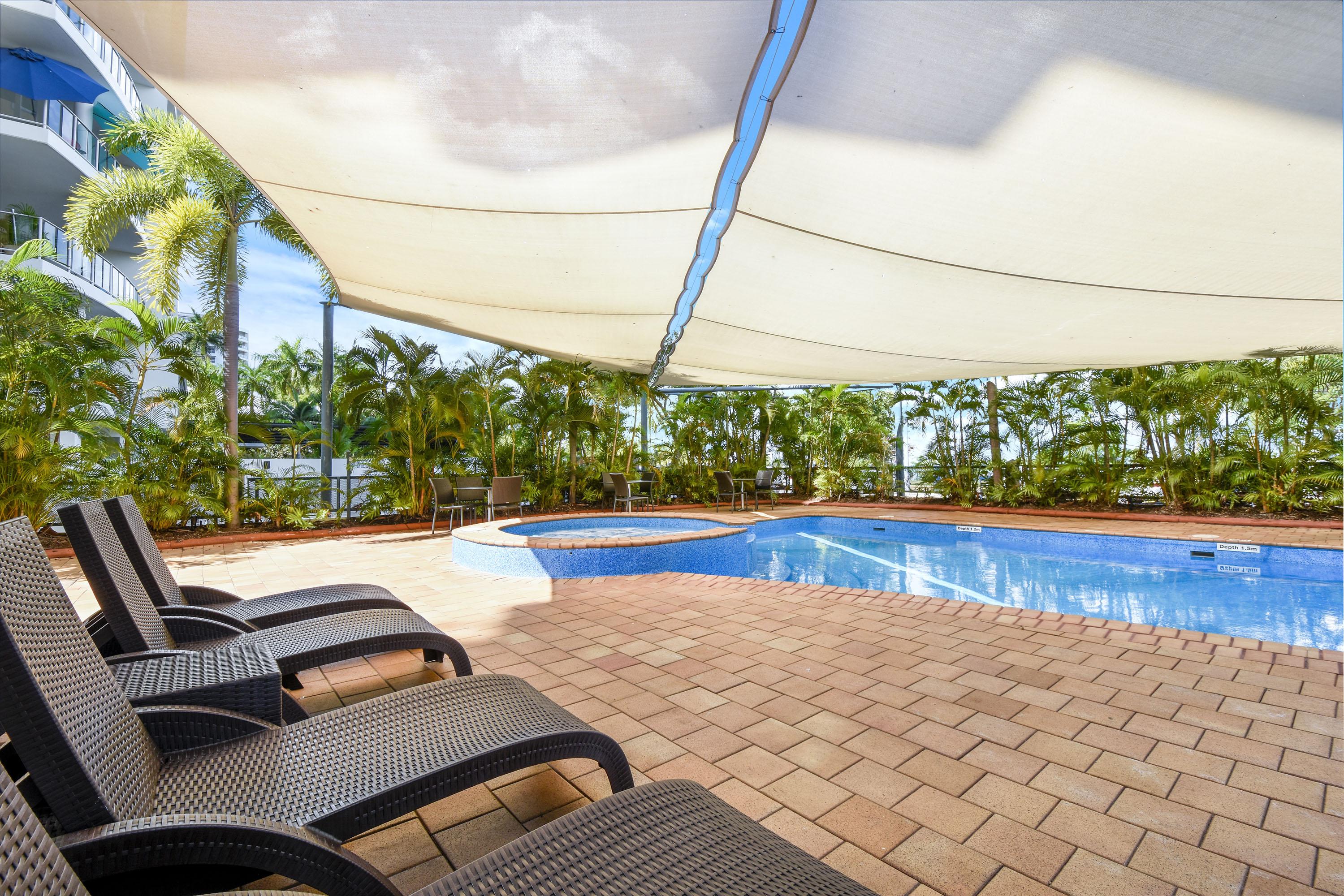 Mantra On The Esplanade Aparthotel Darwin Exterior photo