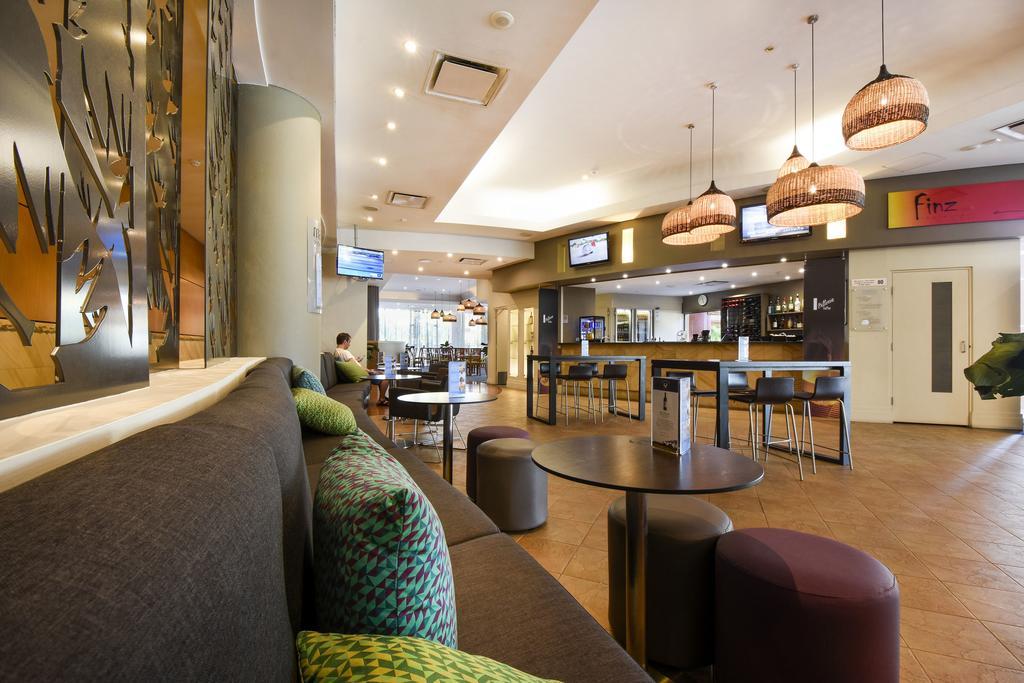 Mantra On The Esplanade Aparthotel Darwin Exterior photo